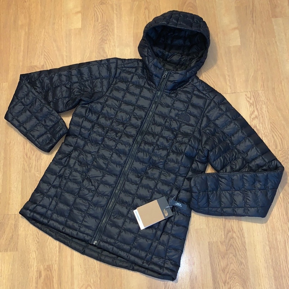 NWT The North Face Eco Thermoball Hoodie - Black